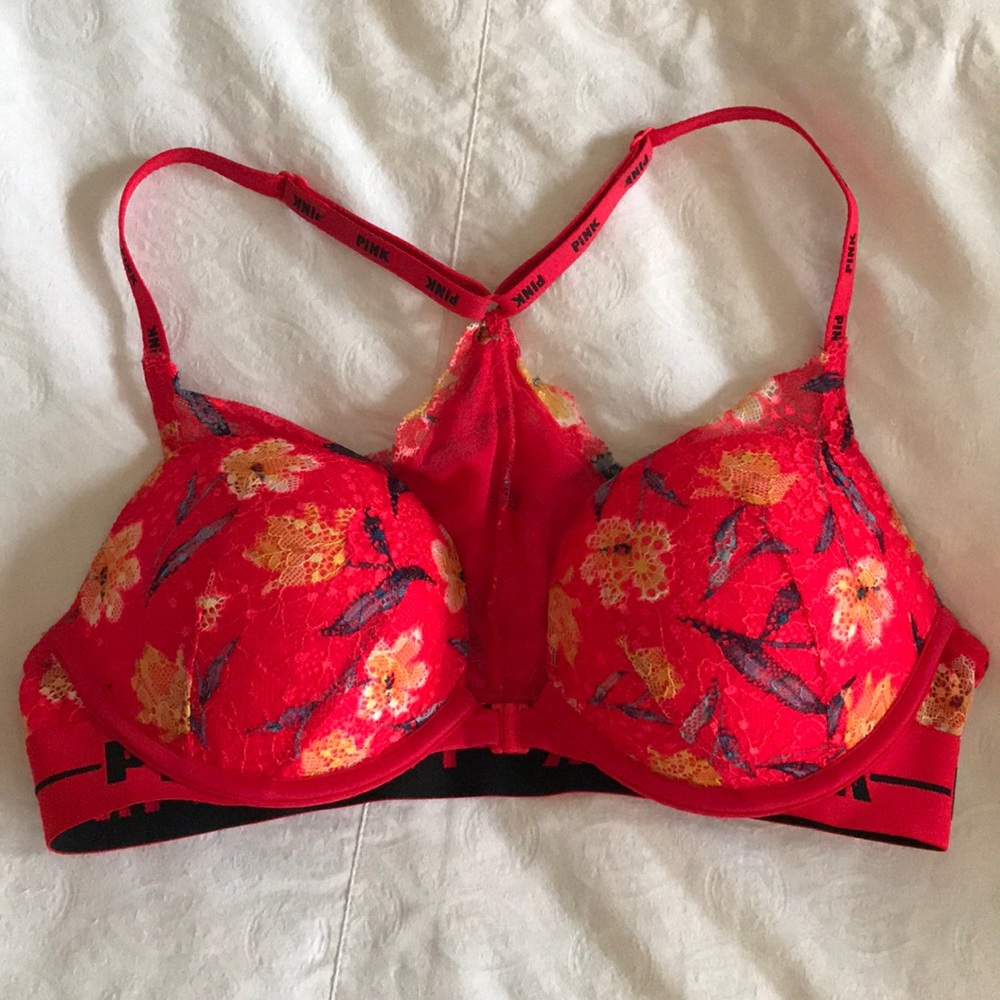 NWOT Victoria Secret Lace Red 32B front close bra